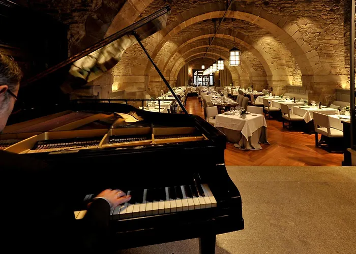 Parador De Santiago - Hostal Reis Catolicos Santiago de Compostela